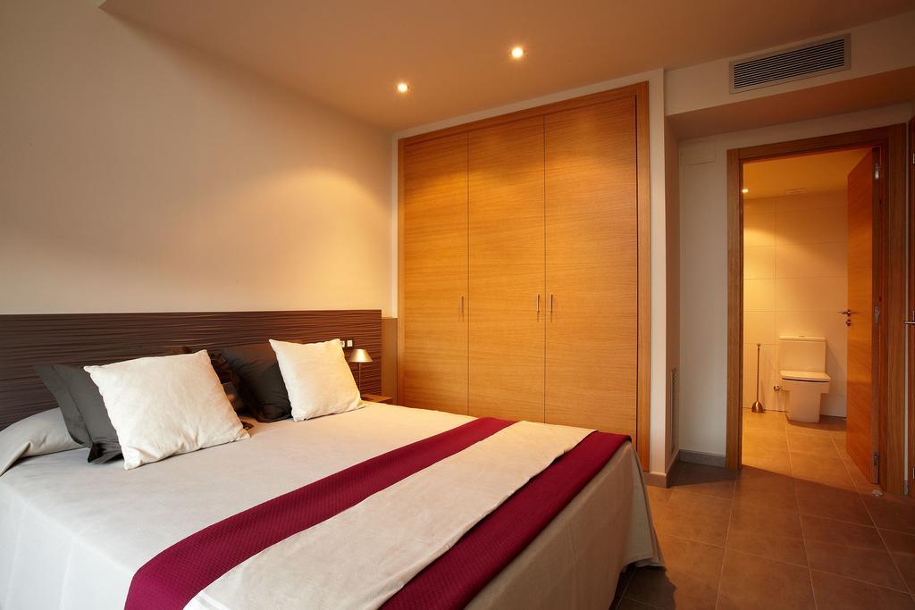 Apartaments Terraza Figueres Figueres  Bagian luar foto