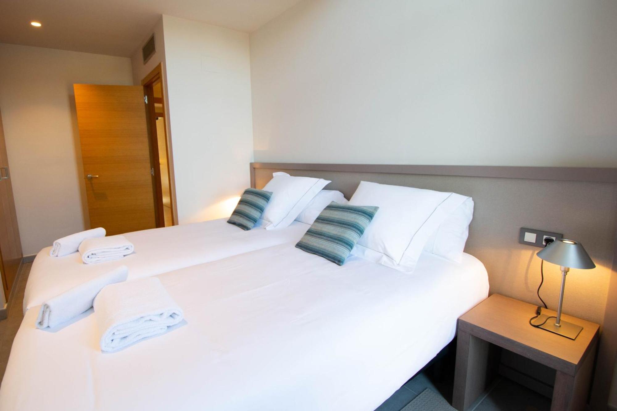 Apartaments Terraza Figueres Figueres  Bagian luar foto