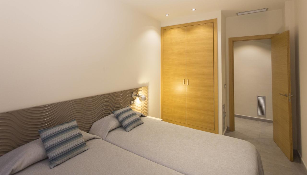 Apartaments Terraza Figueres Figueres  Bagian luar foto